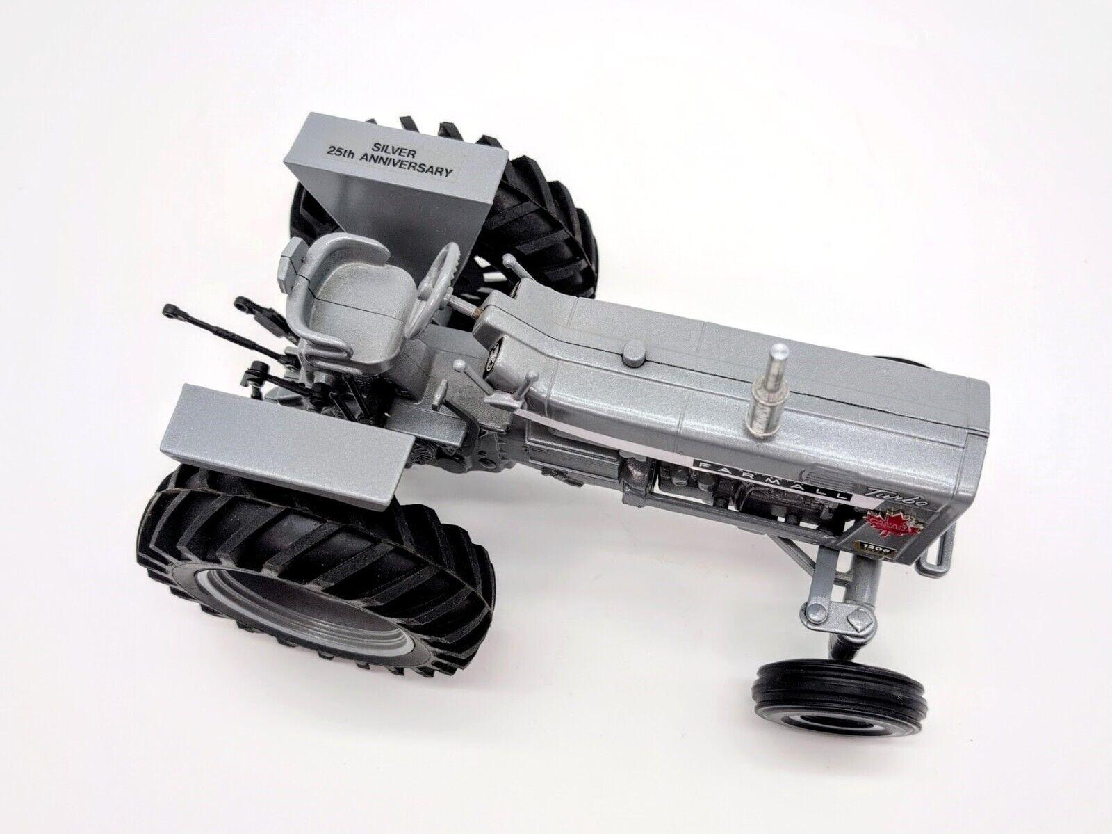 1/16 International Harvester 1206 Tractor, Silver, 2010 Ontario