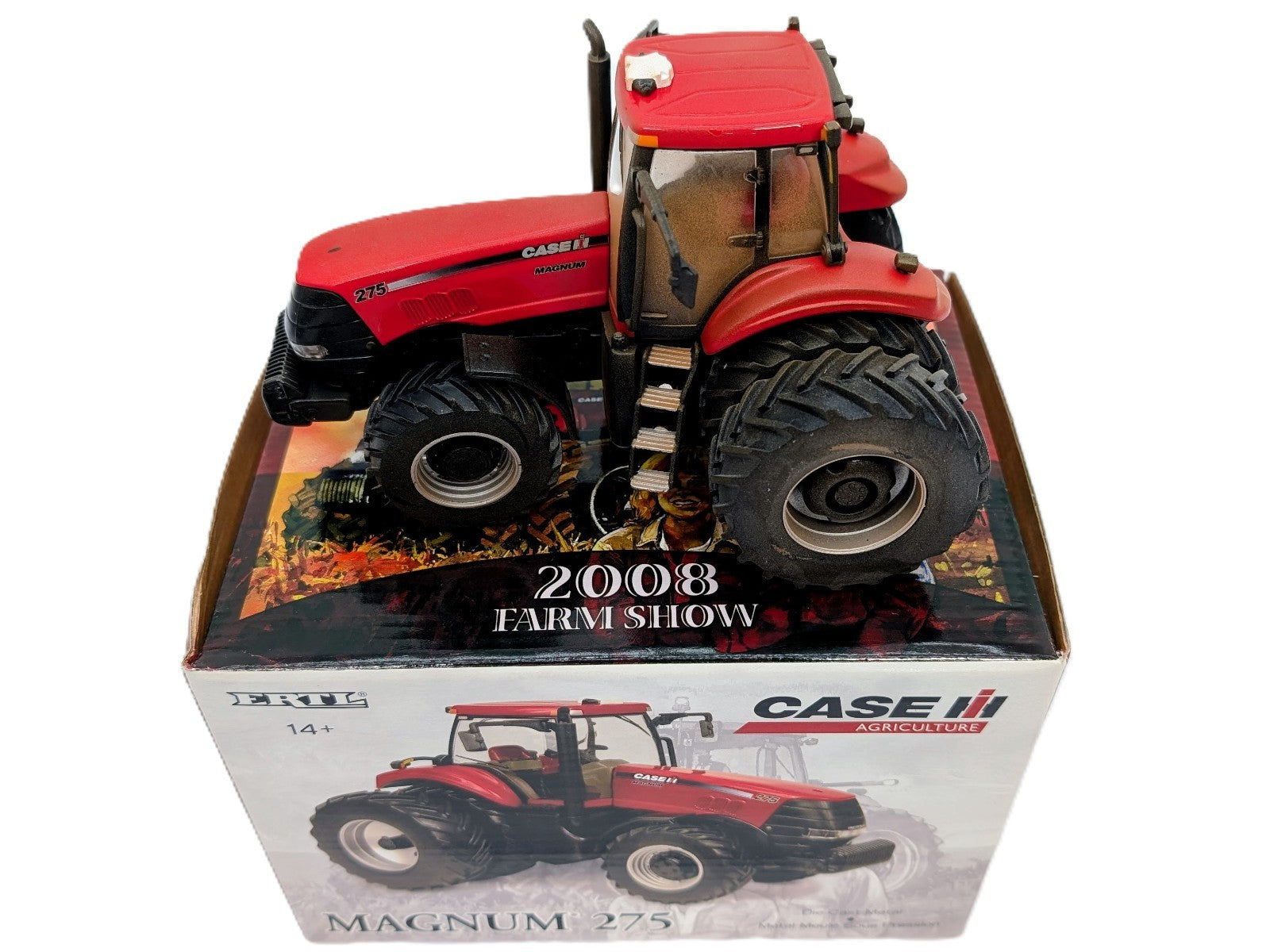 1/32 Case IH Magnum 275 Dusty Chase 2008 Farm Show Edition.