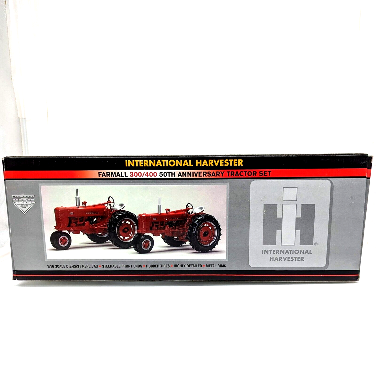 Gold IH International Harvester Farmall 300 & 400 50th Ann. Set 1/16 SpecCast.