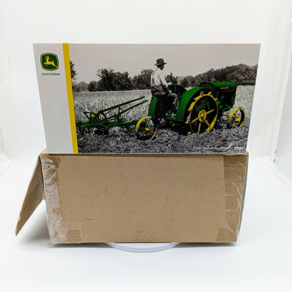 Gold Chaser Unit 1/16 John Deere D 100th Anniv. ERTL Prestige 45849.