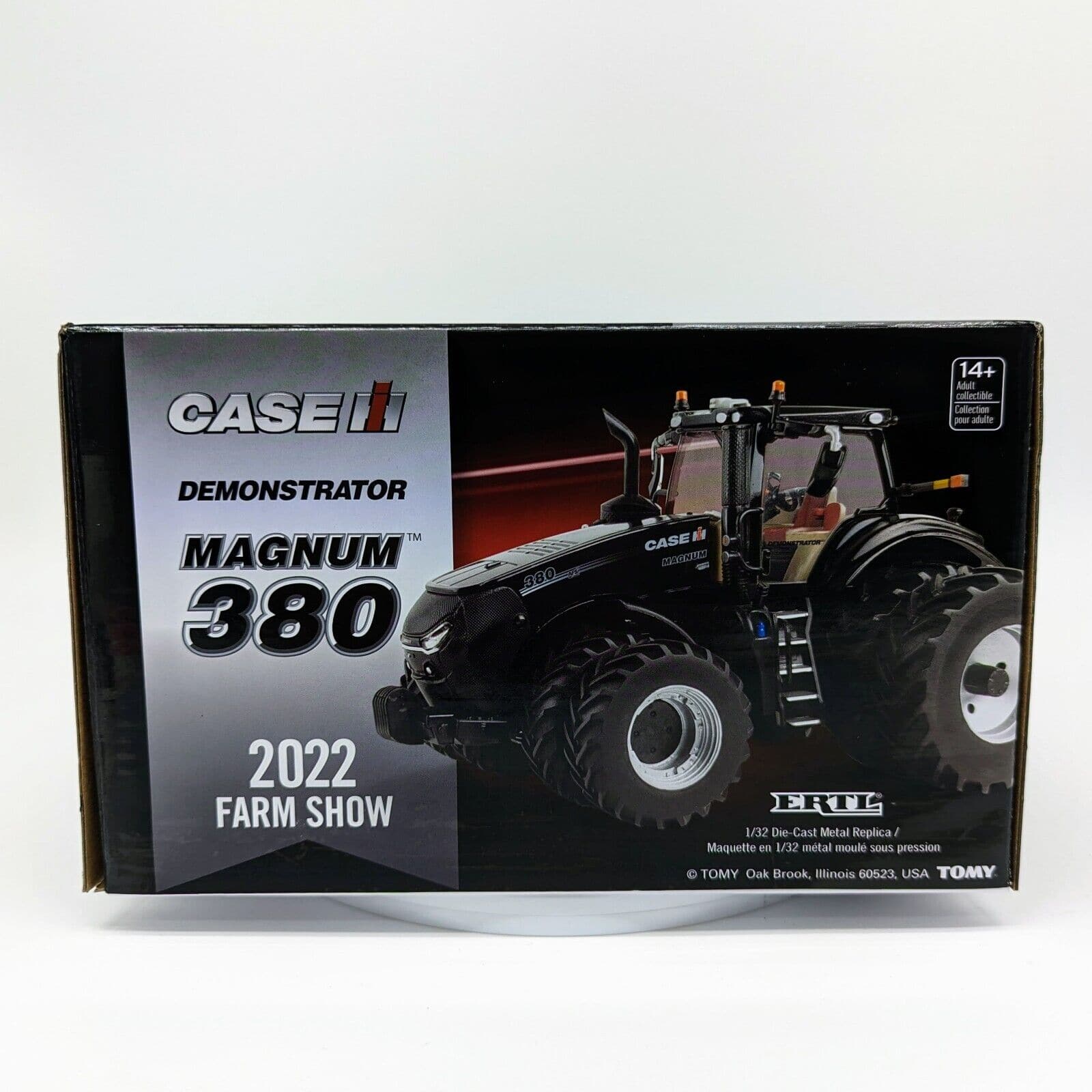 1/32  ERTL CASE-IH DEMONSTRATOR MAGNUM  380 2022 FARM  SHOW NEW RED CHASE.