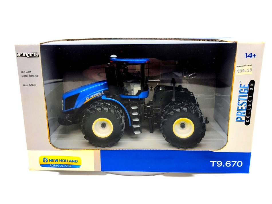 1/32 New Holland T9.670 4WD Tractor With Duals