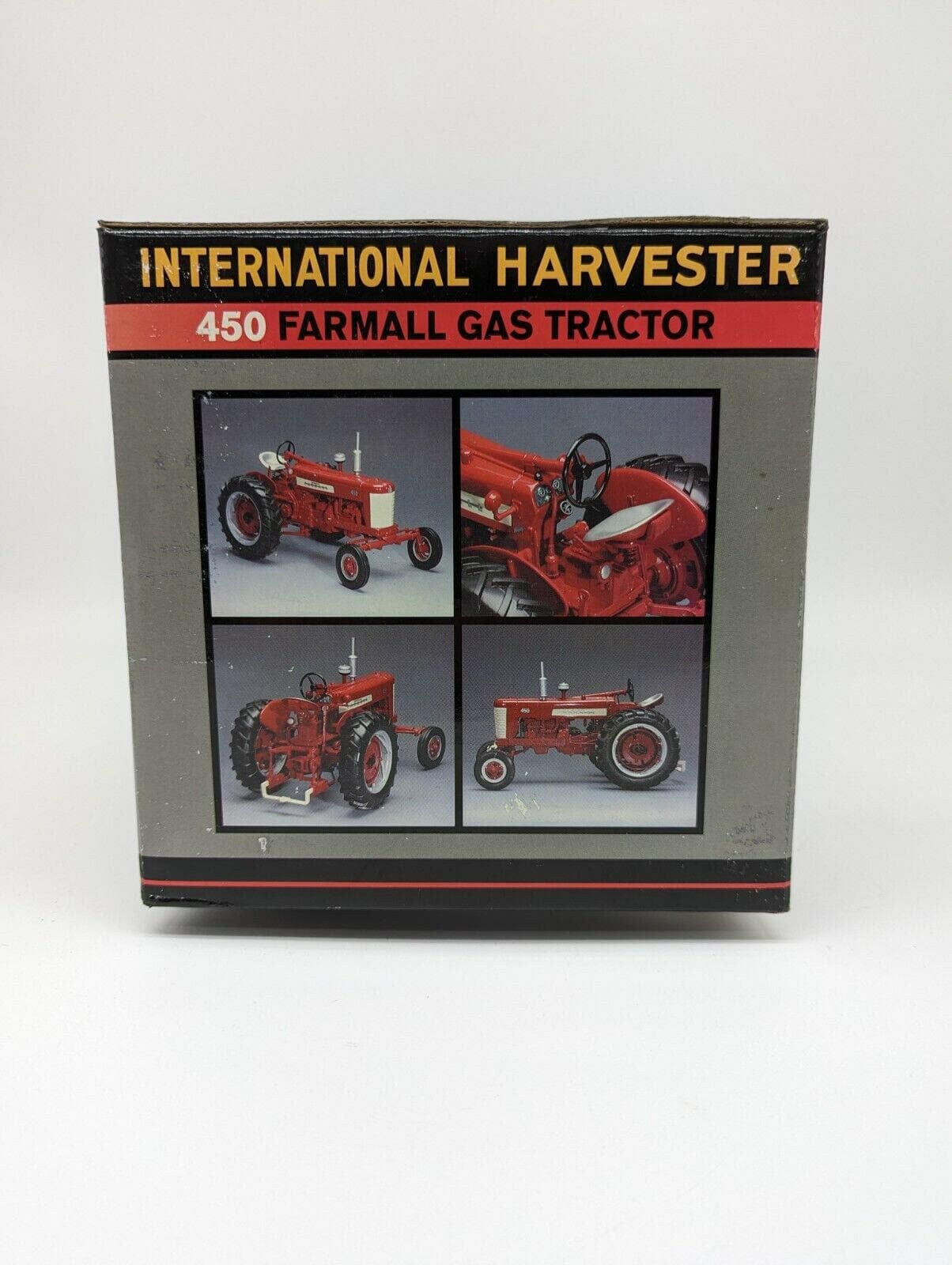 SPECCAST  ZJD158  IH  450 FARMALL GAS TRACTOR WIDE FRONT  1/16 SCALE.