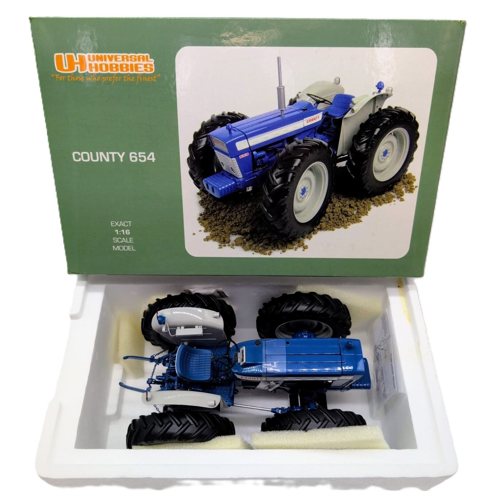 1/16 County 654 Universal Hobbies - Farm Toy