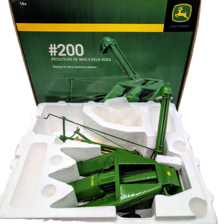 1/16 John Deere #200 2 Row Pull Type Corn Picker 