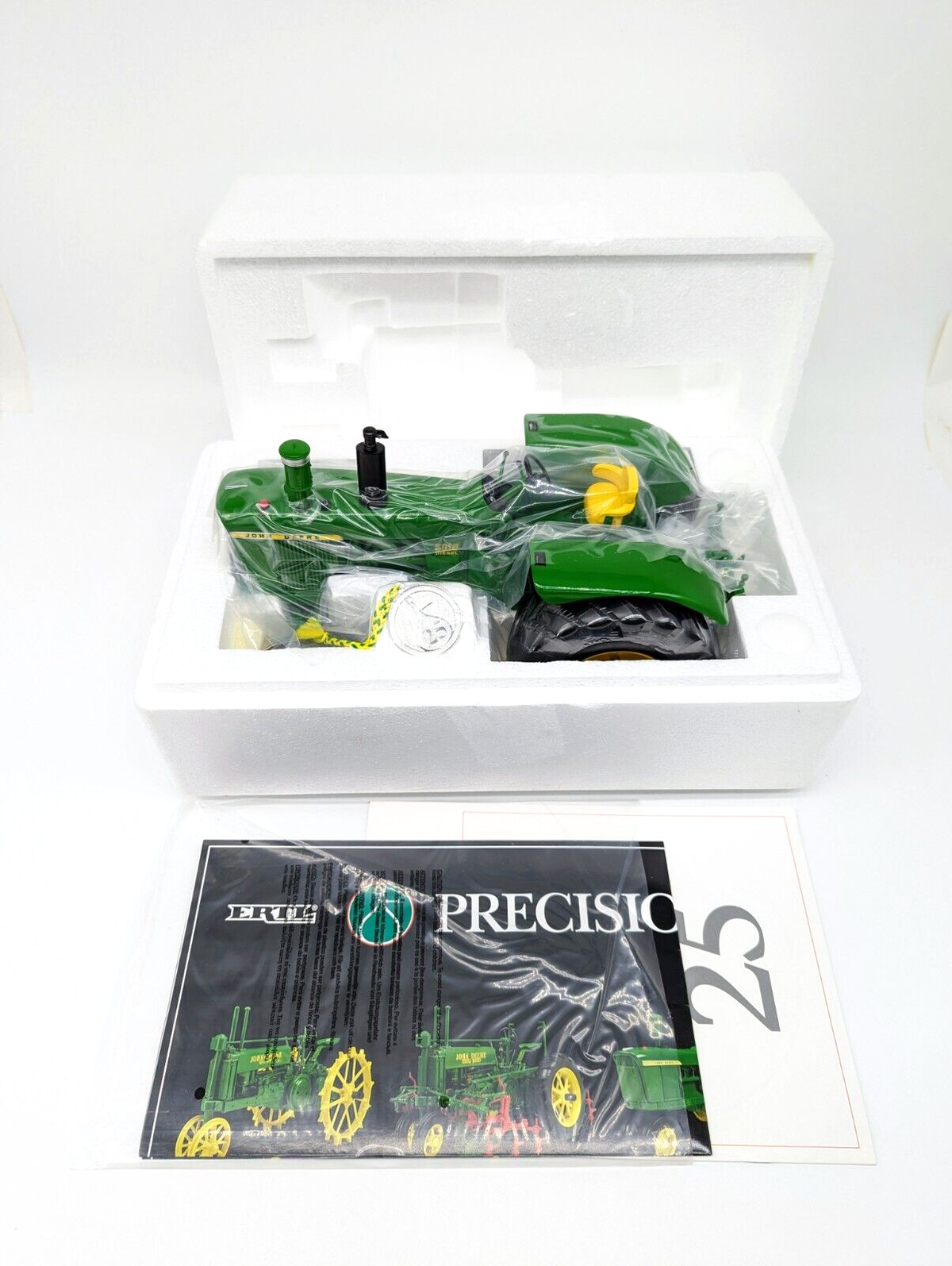 ERTL Precision Classics #25 John Deere The Model 5010 Tractor 1/16.