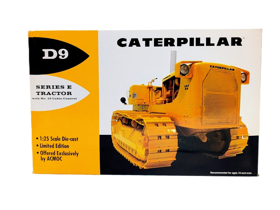 1/25 Caterpillar D9E Track-Type Tractor With No. 29 Cable Control By First Gear