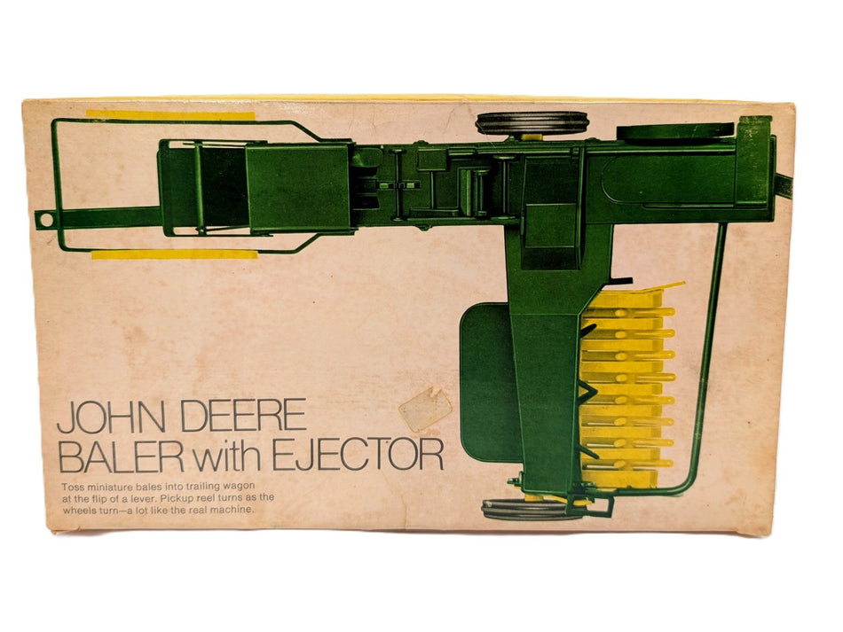 1/16 John Deere Ice Cream Box Baler w/ Ejector.