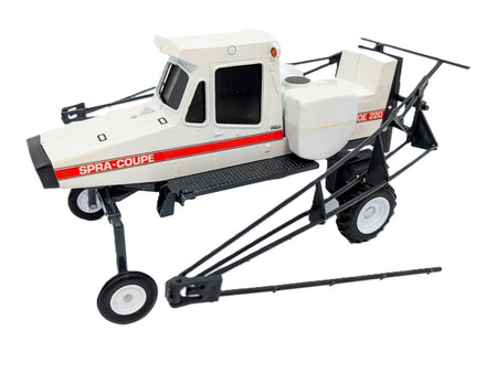 1/16 Melroe Spra Coupe Self Propelled 4 Wheel Wide Front Sprayer.