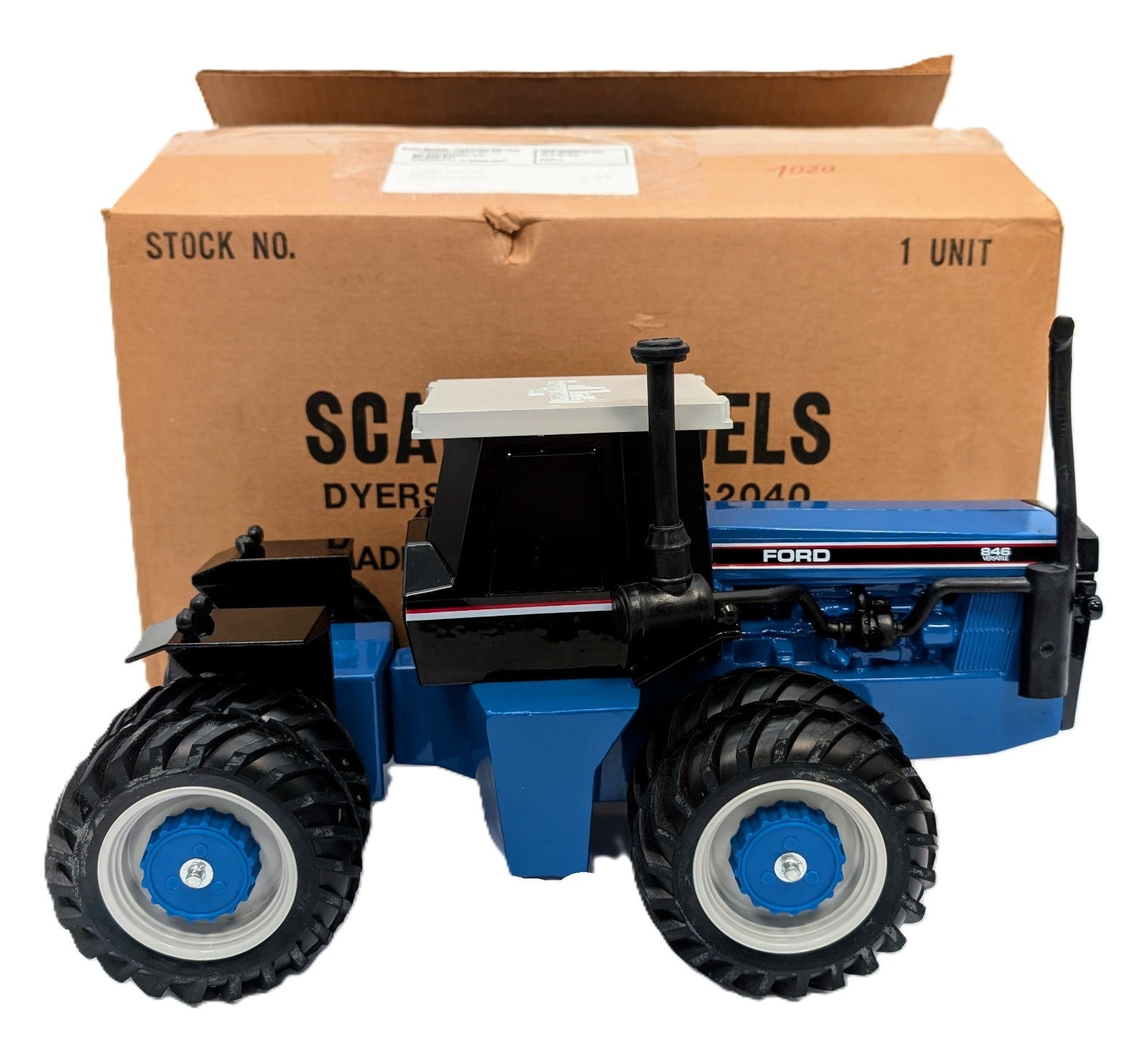 1/16 Ford Versatile 846 4WD Tractor With Duals, 1991 Parts Mart.