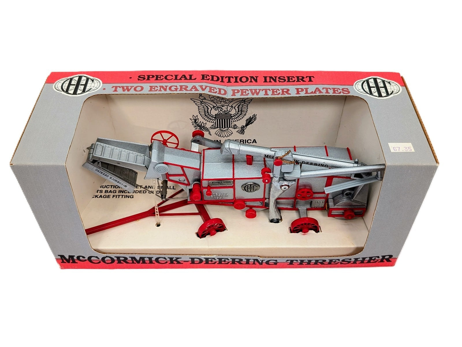 1/28 McCormick Deering Thresher Threshing Machine -DAMAGED.