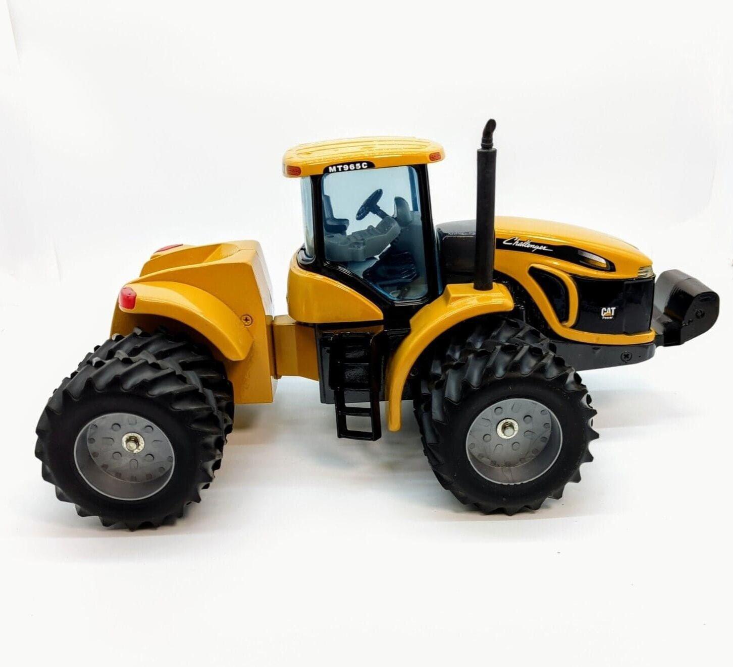 1/16 Cat Challenger MT965C 4WD Tractor With Duals-Rollin' Coal