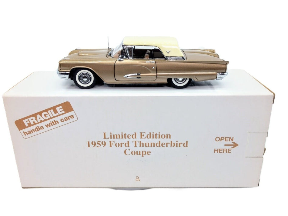 1/24 L.E 1959 Ford Thunderbird Coupe Diecast Model Rare Color Danbury Mint