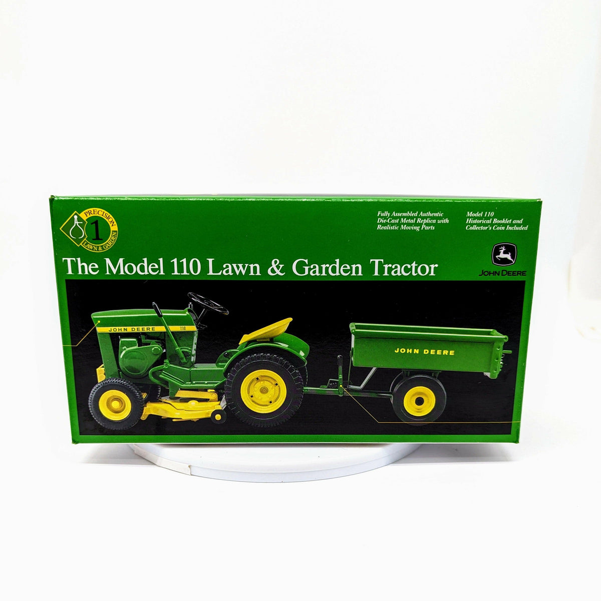 John Deere, 2001 Vintage Ertl Model 110 Lawn & Garden Tractor 1/16.